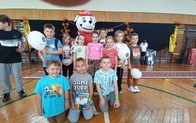 83
