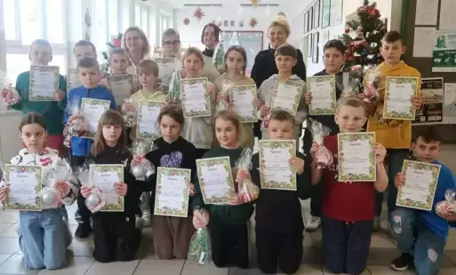 Zdjęcie do Wyniku konkursu ,,Matematyczna bombka''